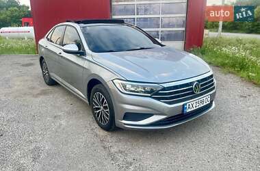 Седан Volkswagen Jetta 2020 в Києві
