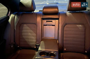 Седан Volkswagen Jetta 2011 в 