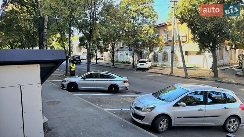 Седан Volkswagen Jetta 2019 в Днепре