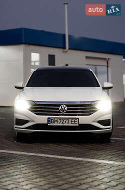 Седан Volkswagen Jetta 2019 в Сумах