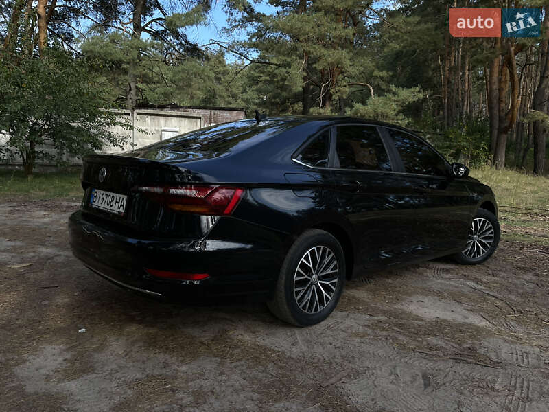 Седан Volkswagen Jetta 2018 в Киеве