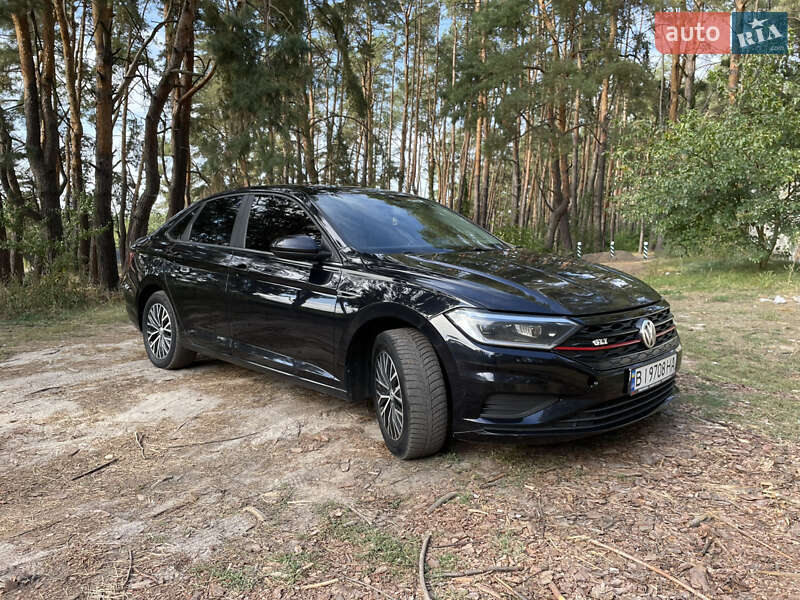 Седан Volkswagen Jetta 2018 в Киеве