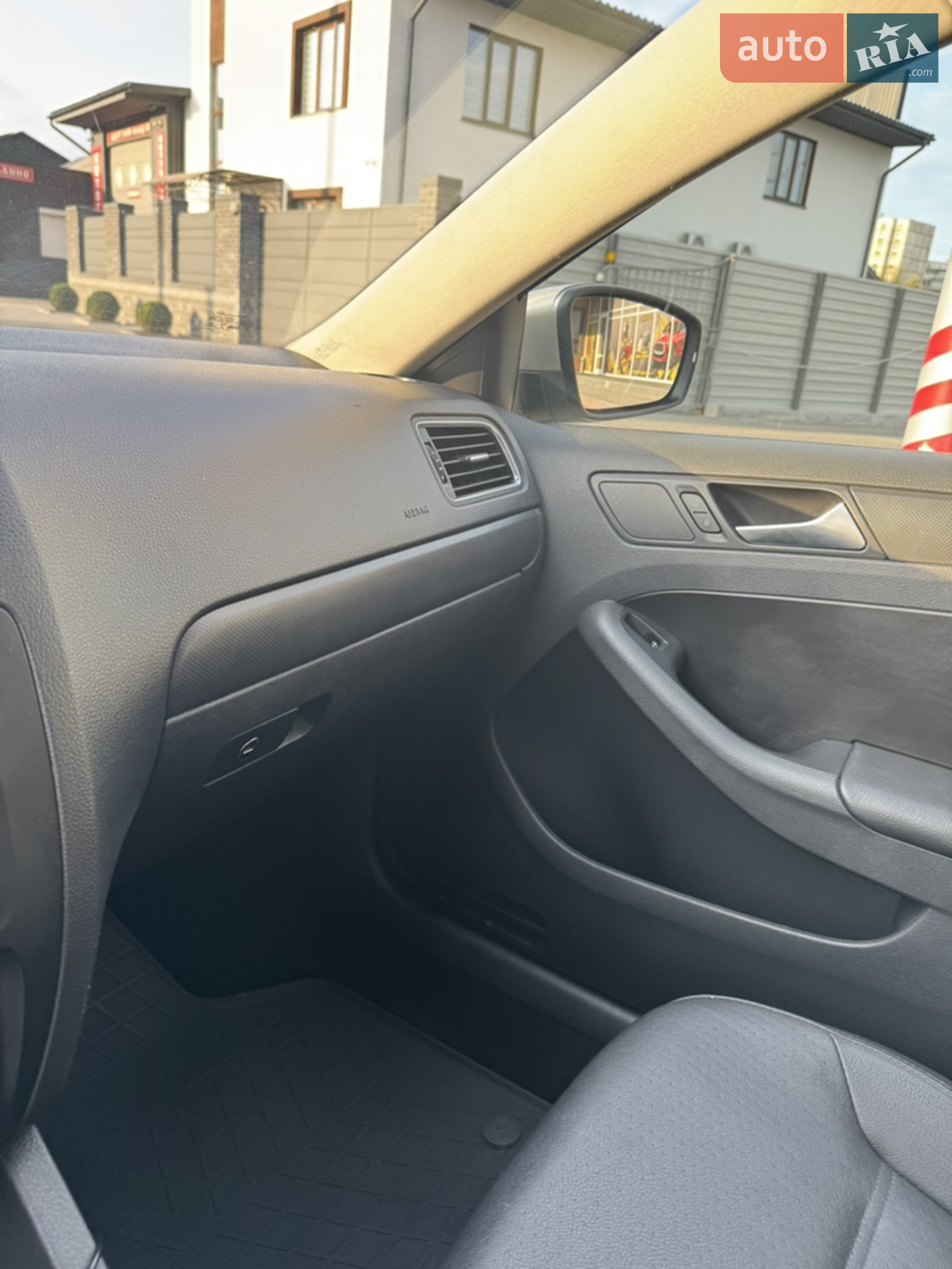 2012 Volkswagen Jetta - мініатюра 92