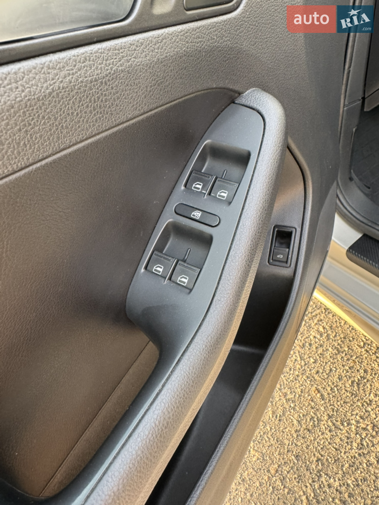 2012 Volkswagen Jetta - мініатюра 105