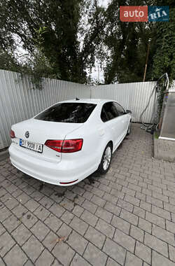 Седан Volkswagen Jetta 2014 в 