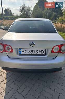 Седан Volkswagen Jetta 2009 в Стрые