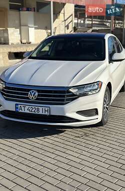 Седан Volkswagen Jetta 2019 в Ивано-Франковске