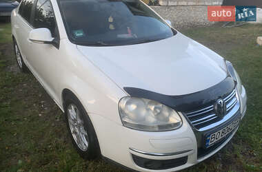 Седан Volkswagen Jetta 2008 в 