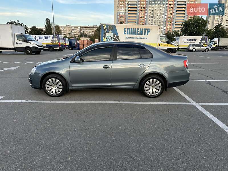 Седан Volkswagen Jetta 2008 в Києві фото 7 Седан Volkswagen Jetta 2008 в Києві