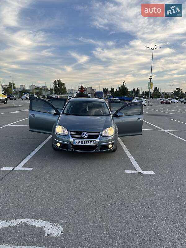 Седан Volkswagen Jetta 2008 в Києві фото 3 Седан Volkswagen Jetta 2008 в Києві