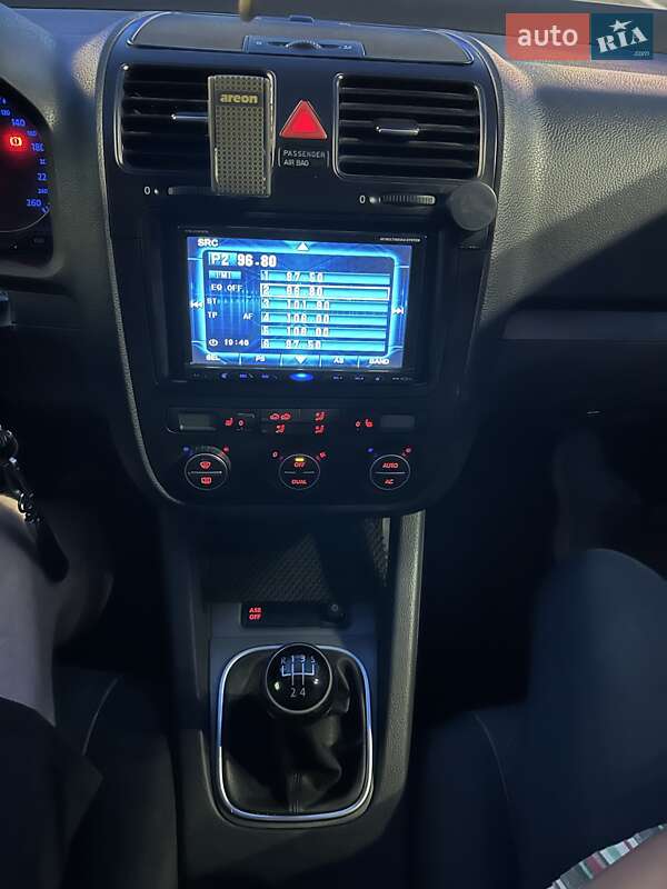 Седан Volkswagen Jetta 2008 в Києві фото 15 Седан Volkswagen Jetta 2008 в Києві