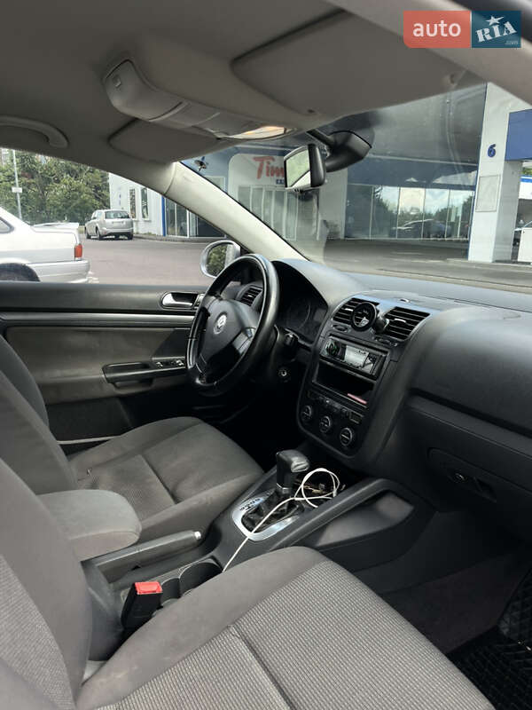 Седан Volkswagen Jetta 2006 в Киеве фото 13 Седан Volkswagen Jetta 2006 в Киеве