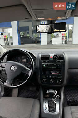 Седан Volkswagen Jetta 2006 в Киеве