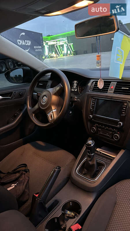 Седан Volkswagen Jetta 2011 в Виннице