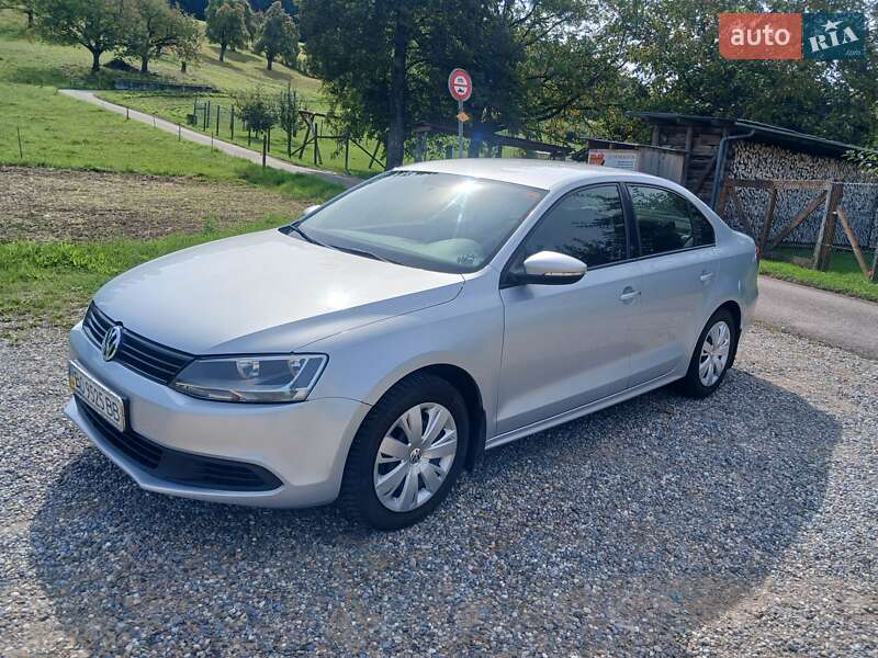 Volkswagen Jetta 2014