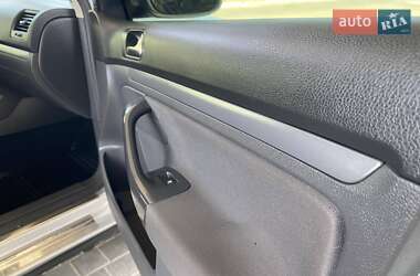 Седан Volkswagen Jetta 2009 в 