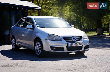 Седан Volkswagen Jetta 2007 в 