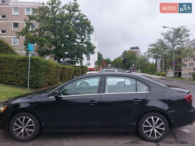 Седан Volkswagen Jetta 2016 в Одесі