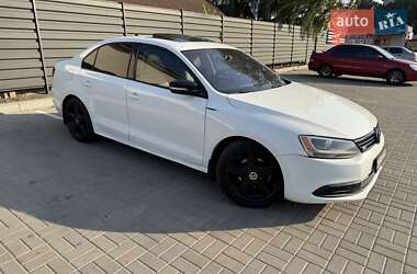 Седан Volkswagen Jetta 2011 в 
