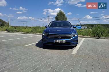 Седан Volkswagen Jetta 2018 в Киеве