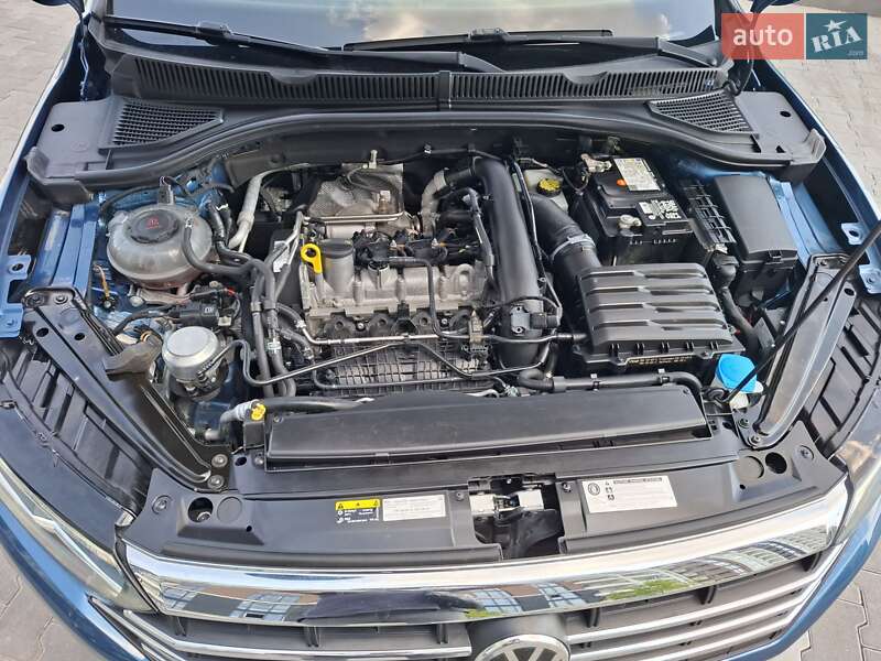 Седан Volkswagen Jetta 2018 в Києві