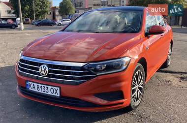 Седан Volkswagen Jetta 2019 в Києві