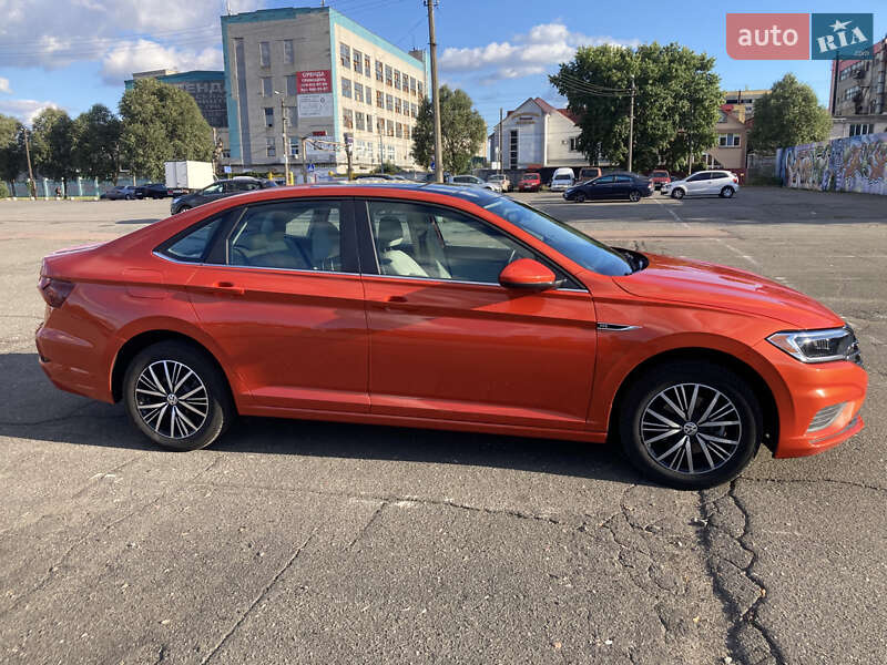 Седан Volkswagen Jetta 2019 в Києві