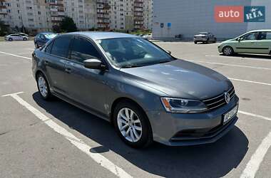 Седан Volkswagen Jetta 2015 в Львове