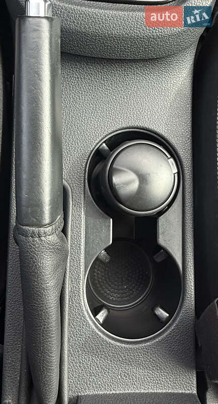 Седан Volkswagen Jetta 2016 в Киеве