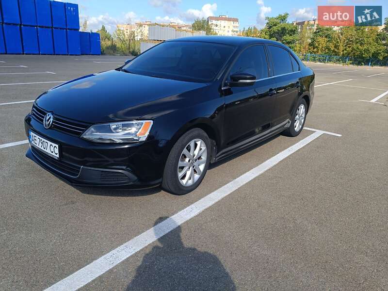Седан Volkswagen Jetta 2013 в Кривому Розі