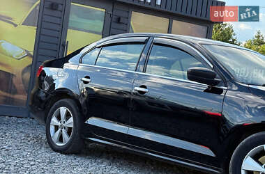 Седан Volkswagen Jetta 2014 в 