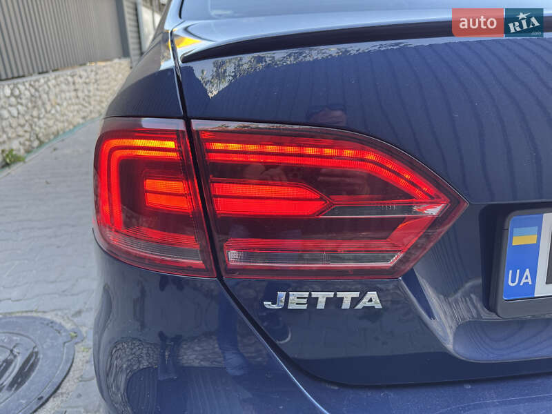 Седан Volkswagen Jetta 2013 в Тернополе