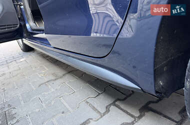 Седан Volkswagen Jetta 2013 в 