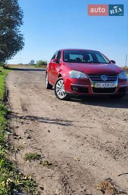 Седан Volkswagen Jetta 2009 в 