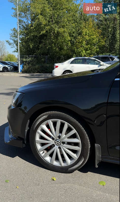 Седан Volkswagen Jetta 2014 в Києві фото 15 Седан Volkswagen Jetta 2014 в Києві