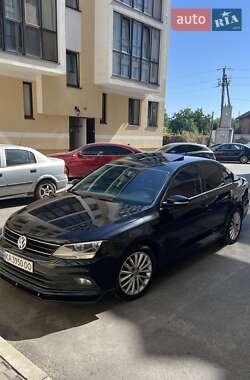 Седан Volkswagen Jetta 2014 в 