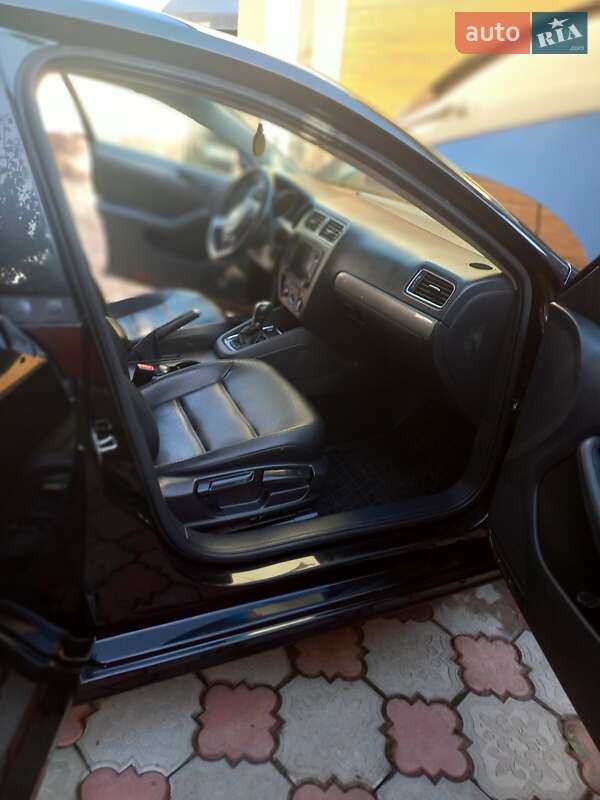 Седан Volkswagen Jetta 2015 в Залещиках фото 4 Седан Volkswagen Jetta 2015 в Залещиках