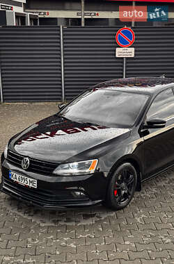 Седан Volkswagen Jetta 2015 в Києві
