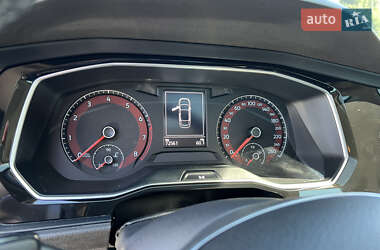 Седан Volkswagen Jetta 2018 в 