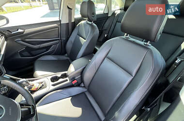 Седан Volkswagen Jetta 2018 в 