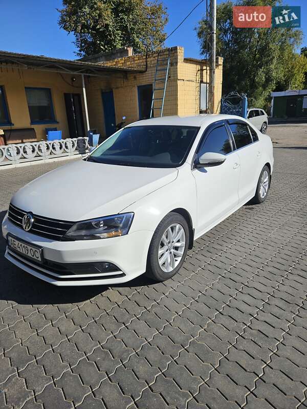 Седан Volkswagen Jetta 2016 в Марганці