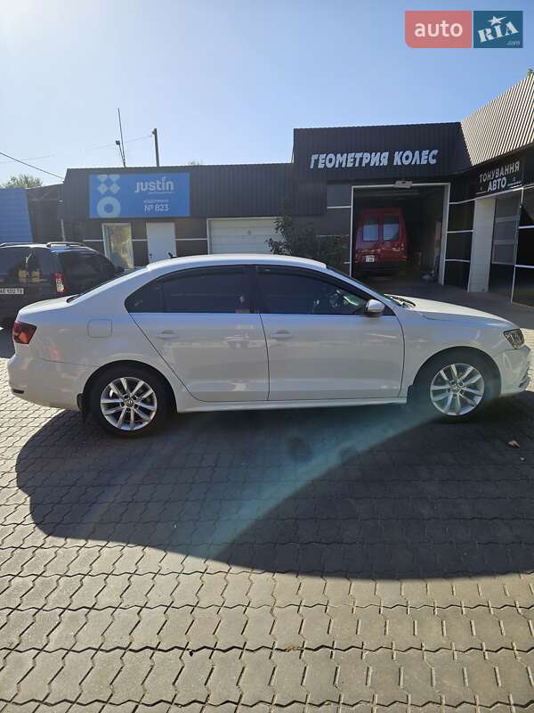 Седан Volkswagen Jetta 2016 в Марганці