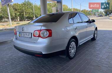 Седан Volkswagen Jetta 2009 в 