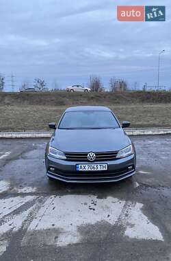 Седан Volkswagen Jetta 2015 в Харькове