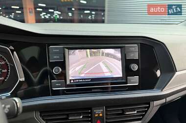 Седан Volkswagen Jetta 2020 в 