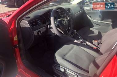 Седан Volkswagen Jetta 2014 в 