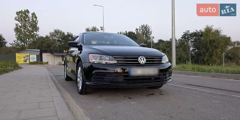 Седан Volkswagen Jetta 2016 в Львове