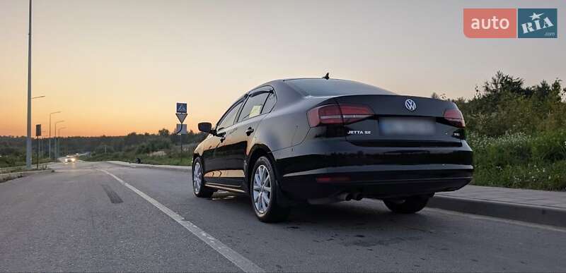 Седан Volkswagen Jetta 2016 в Львове