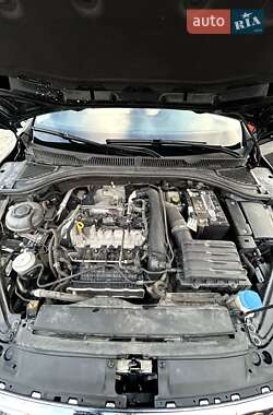 Седан Volkswagen Jetta 2019 в 