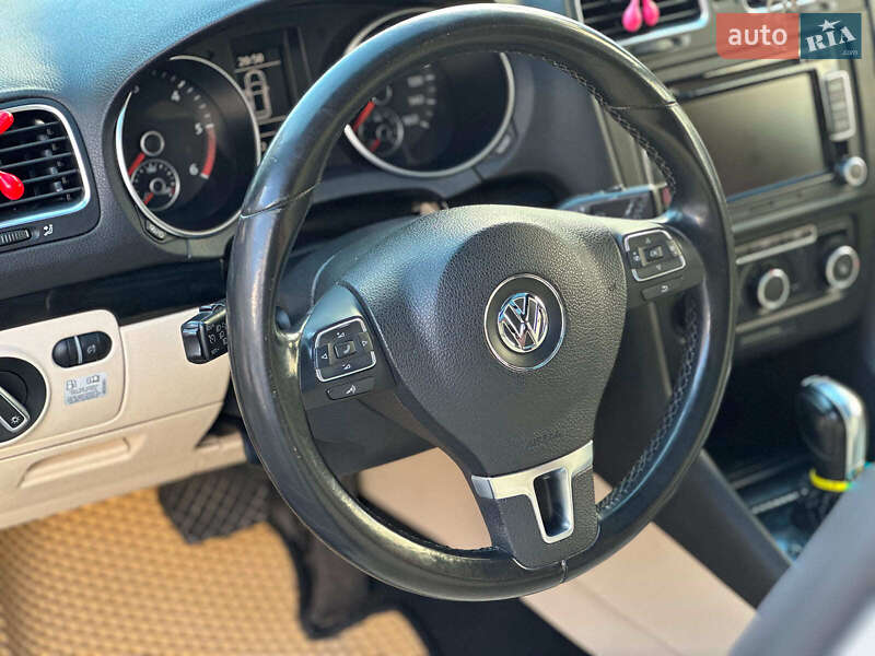 Универсал Volkswagen Jetta 2013 в Одессе